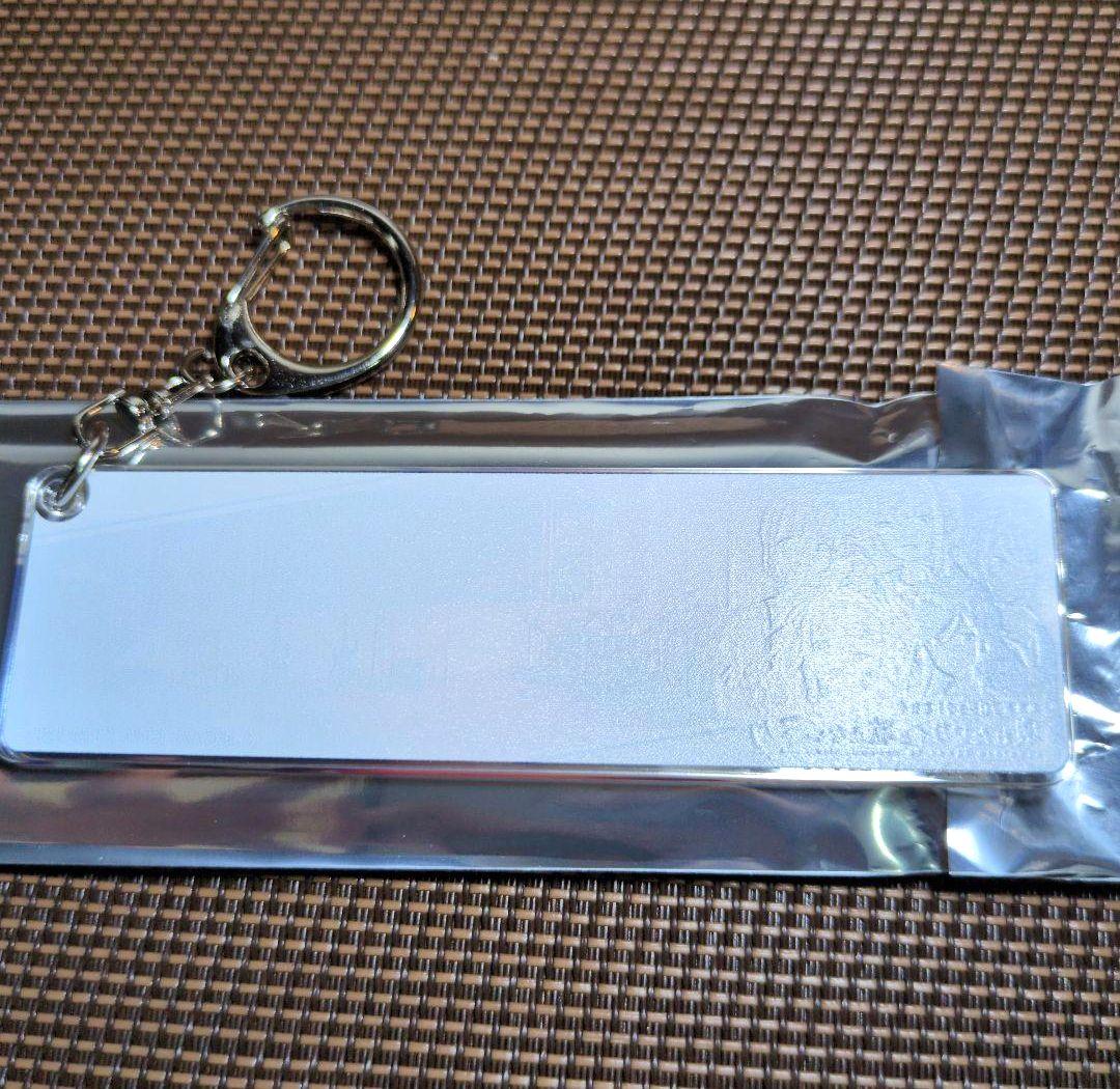 CHUNITH プロセカ アクリルキーホルダー レオニード - メルカリ