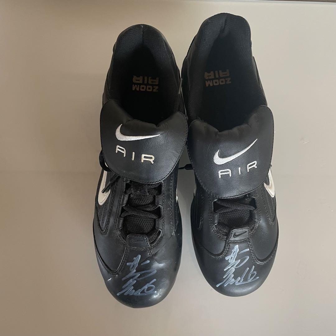 【新品】NIKE 野球 スパイク金具 ブラック 黒 28ローカット　サイン入