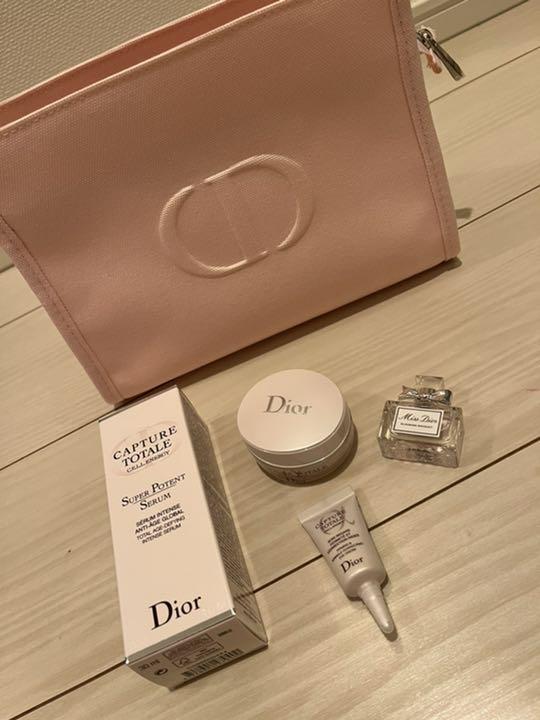 Dior カプチュール トータルセル ENGY スーパーセラム