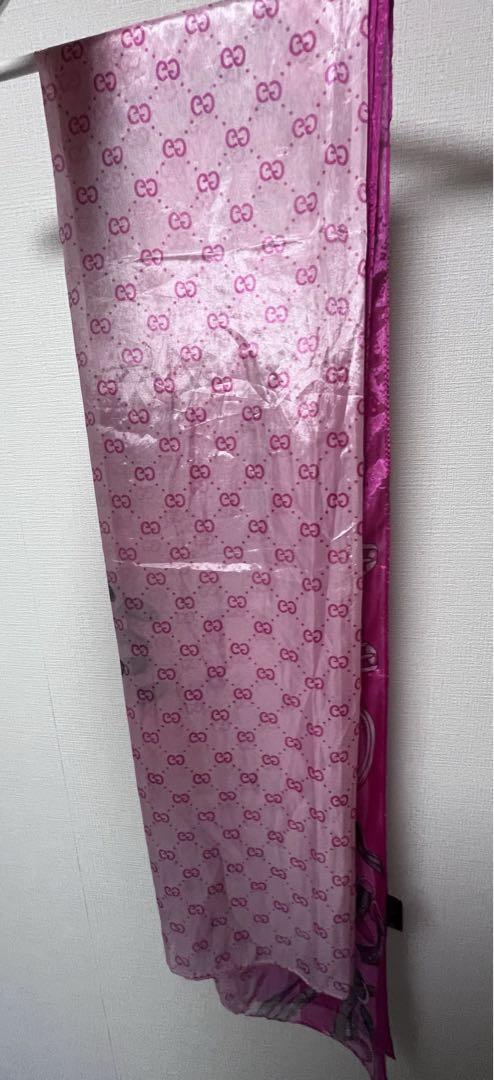 大幅値下げ中】Gucci 超大判スカーフ 長方形 100%silk - メルカリ