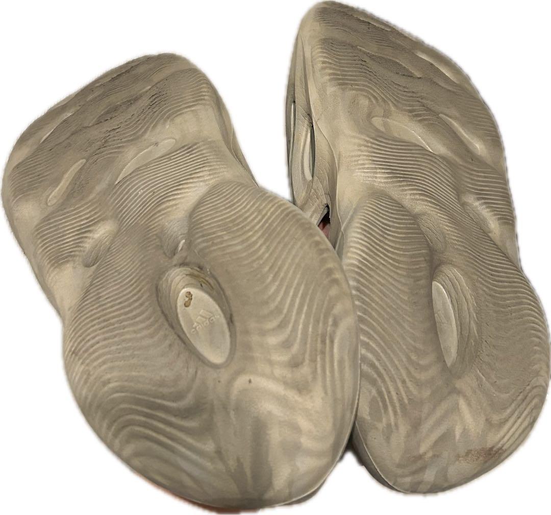 【希少・激安】CONFIRMED YZY FOAM RNR stone sage Adidas Yeezy Foam Runner MX GRANITE 2024 Size 11 Men\u0027s New