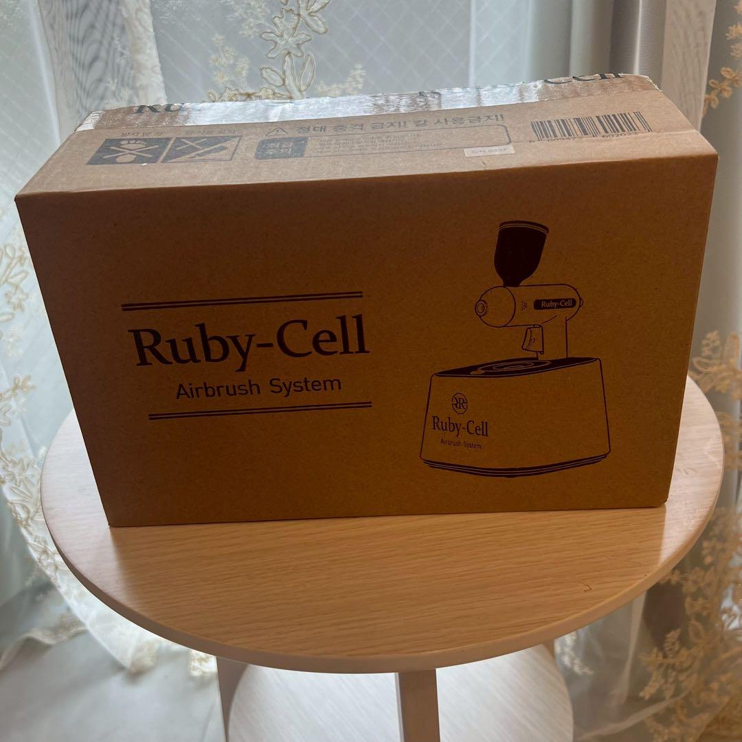 新品未使用Ruby-Cell 美顔器 収納ケース付き　梱包配送の状態 新品未使用Ruby-Cell 美顔器 収納ケース付き 梱包配送の状態