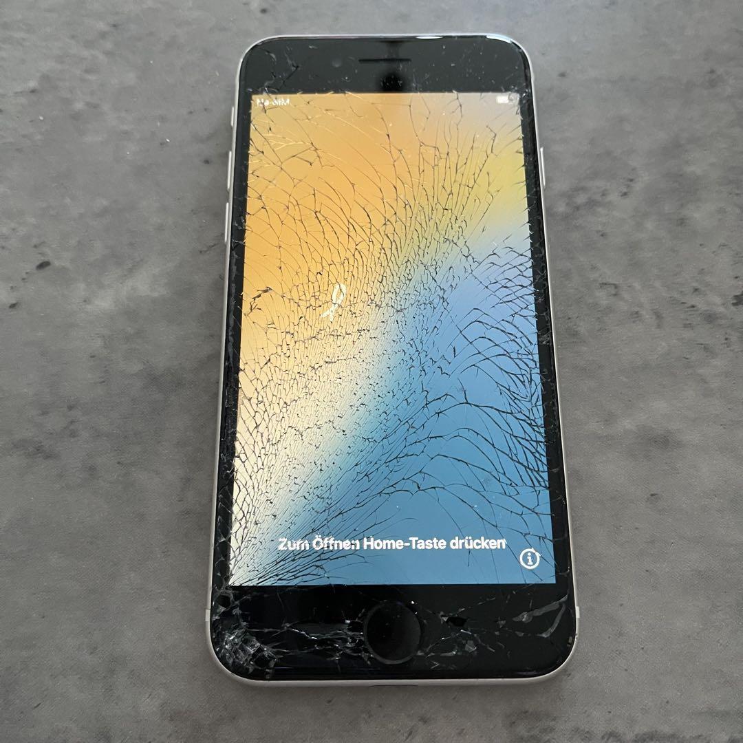 iPhone SE（第3世代） 64GB ※画面ヒビあり