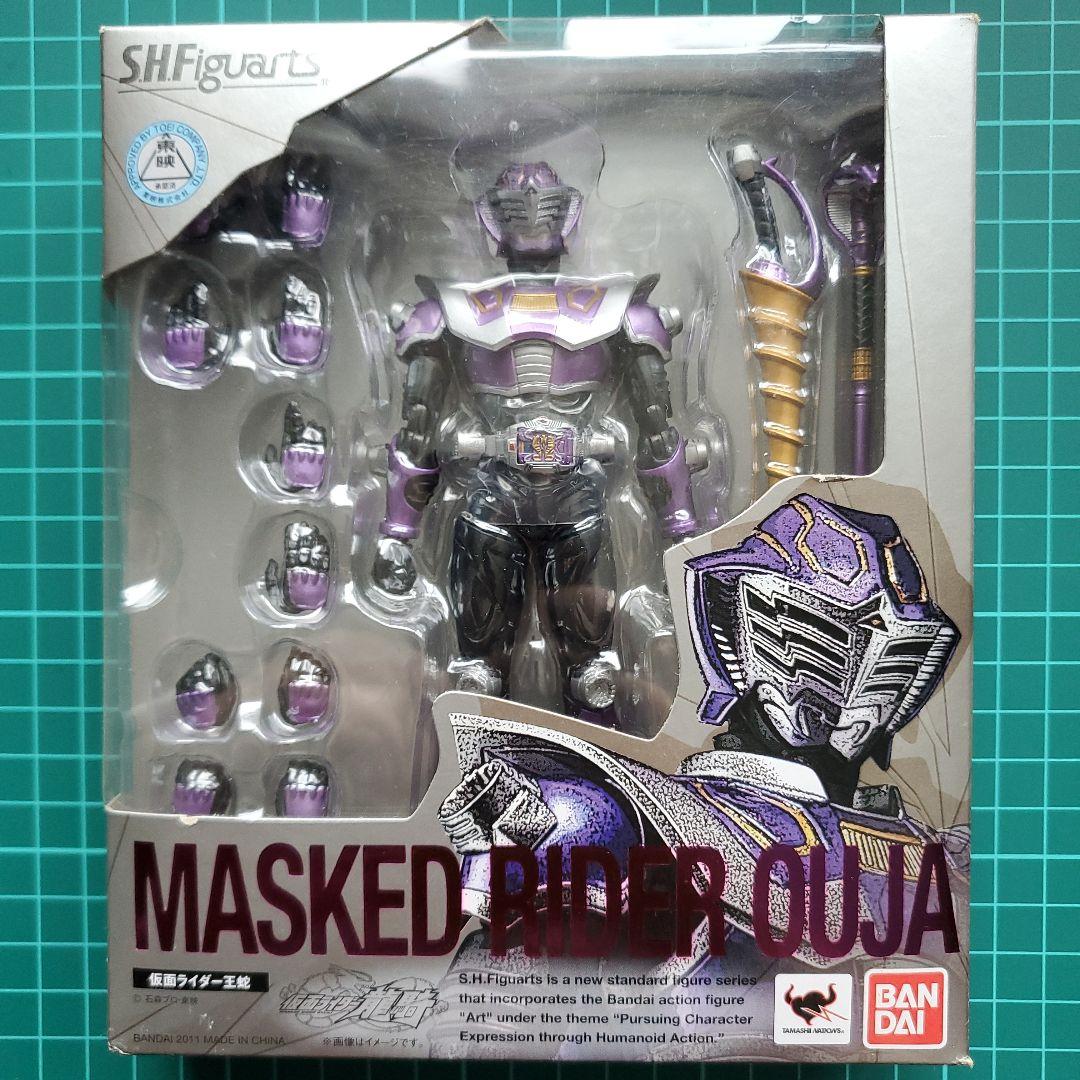 SHFiguarts 仮面ライダー王蛇 フィギュア レビュー】 バンダイ S.H.Figuarts 仮面ライダー王蛇 [仮面