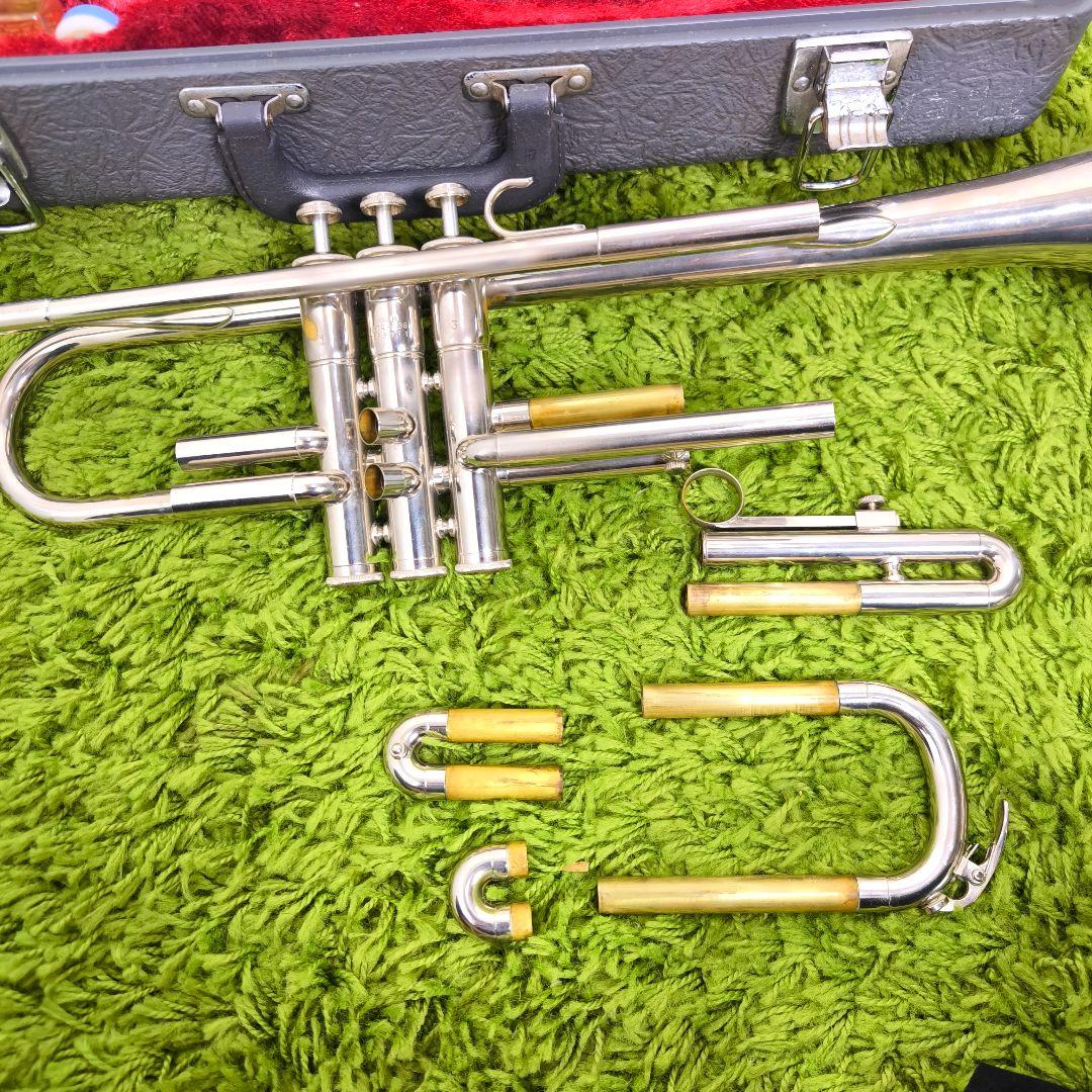 YAMAHAシルバー トランペット YTR−136 本体