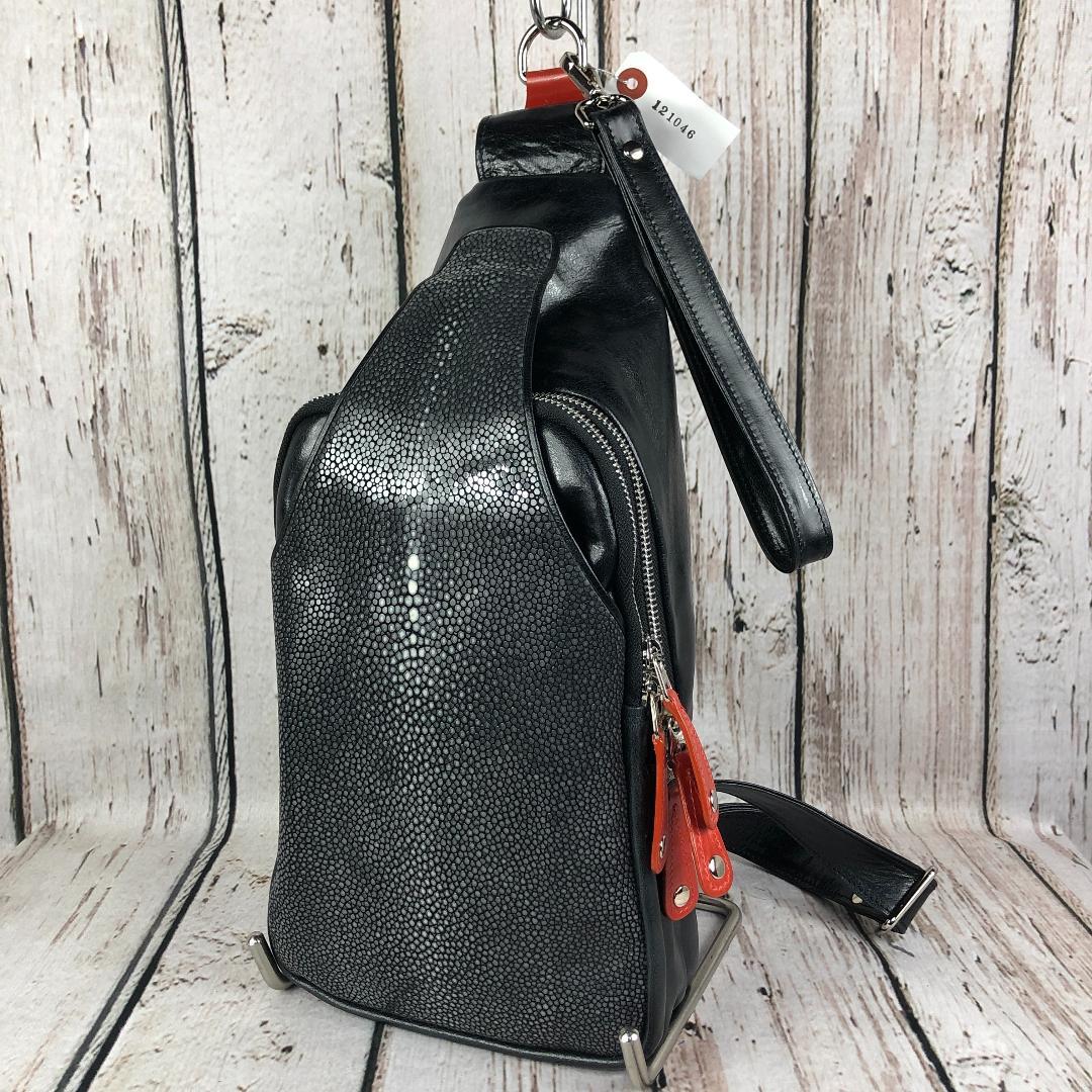 高級 エイ革 ボディバッグ スティングレイ ガルーシャ レザー 牛革 本