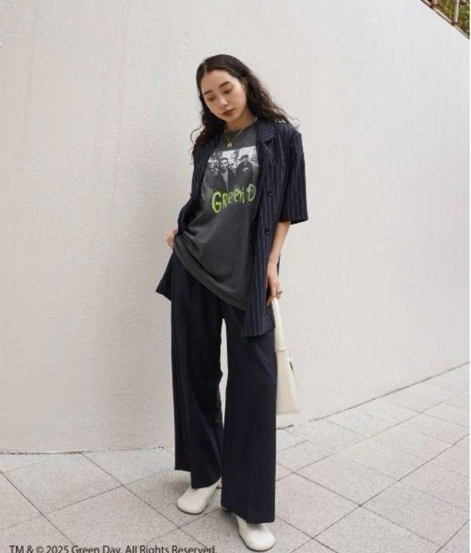 AMERI GREEN DAY / BLACK TEE