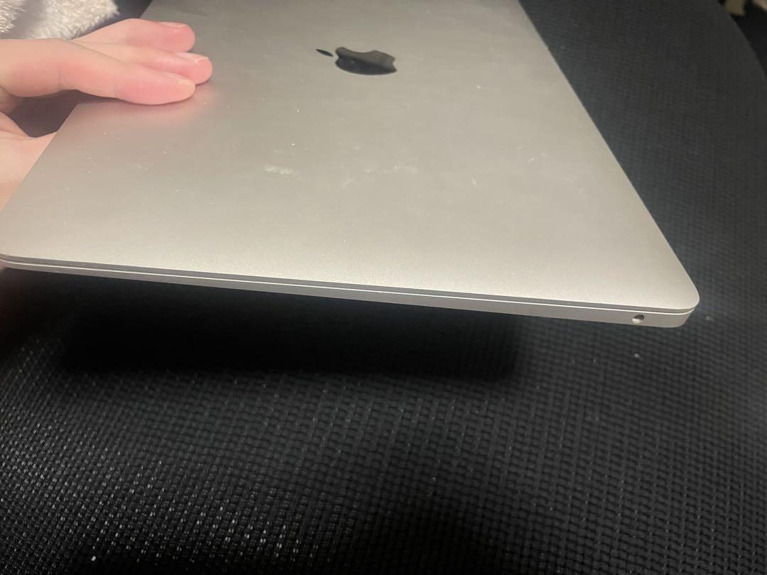 MacBook Air 2019 Retina 13-inch 本体 128gb