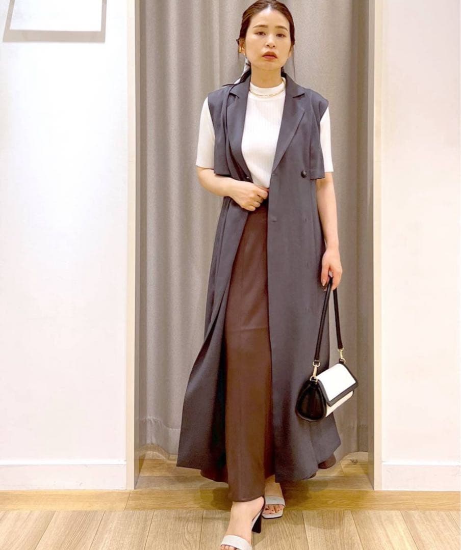 ヨガ ♥ アンデミュウ トレンチ風 ノースリーブワンピースM・Andemiu