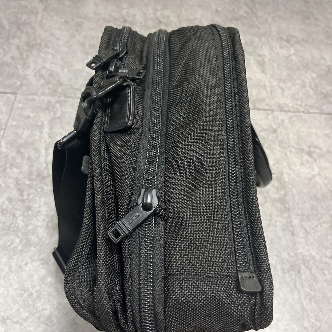 TUMI 26141DH エクスパンダブル 2way ショルダーバッグ 送料無料