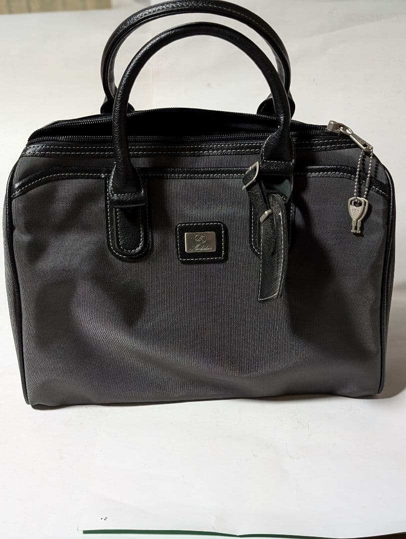 andrelux黒のボストンバッグ 鍵付き新品、♥