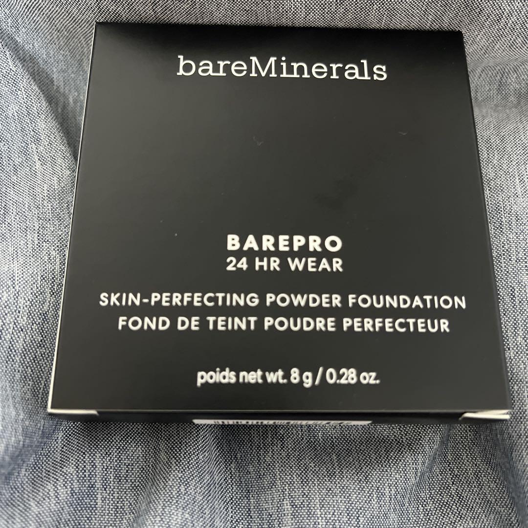 bareMinerals BAREPRO 24HR パウダーファンデーションファンデーション