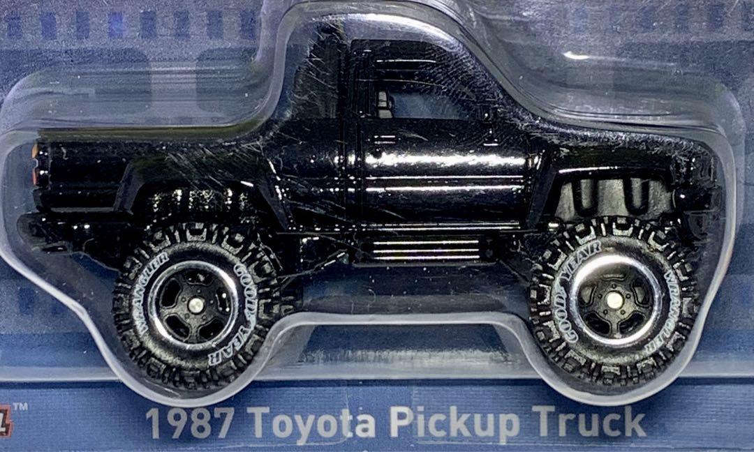 ホットウィール 1987 トヨタ ピックアップトラック ハイラックス SR5