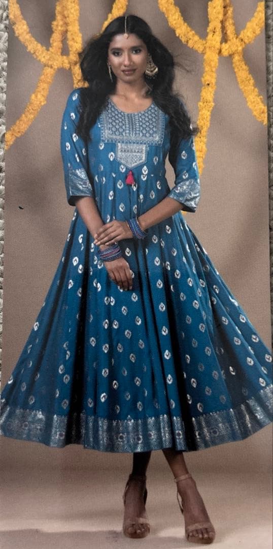 インドで ワンピースドレスM