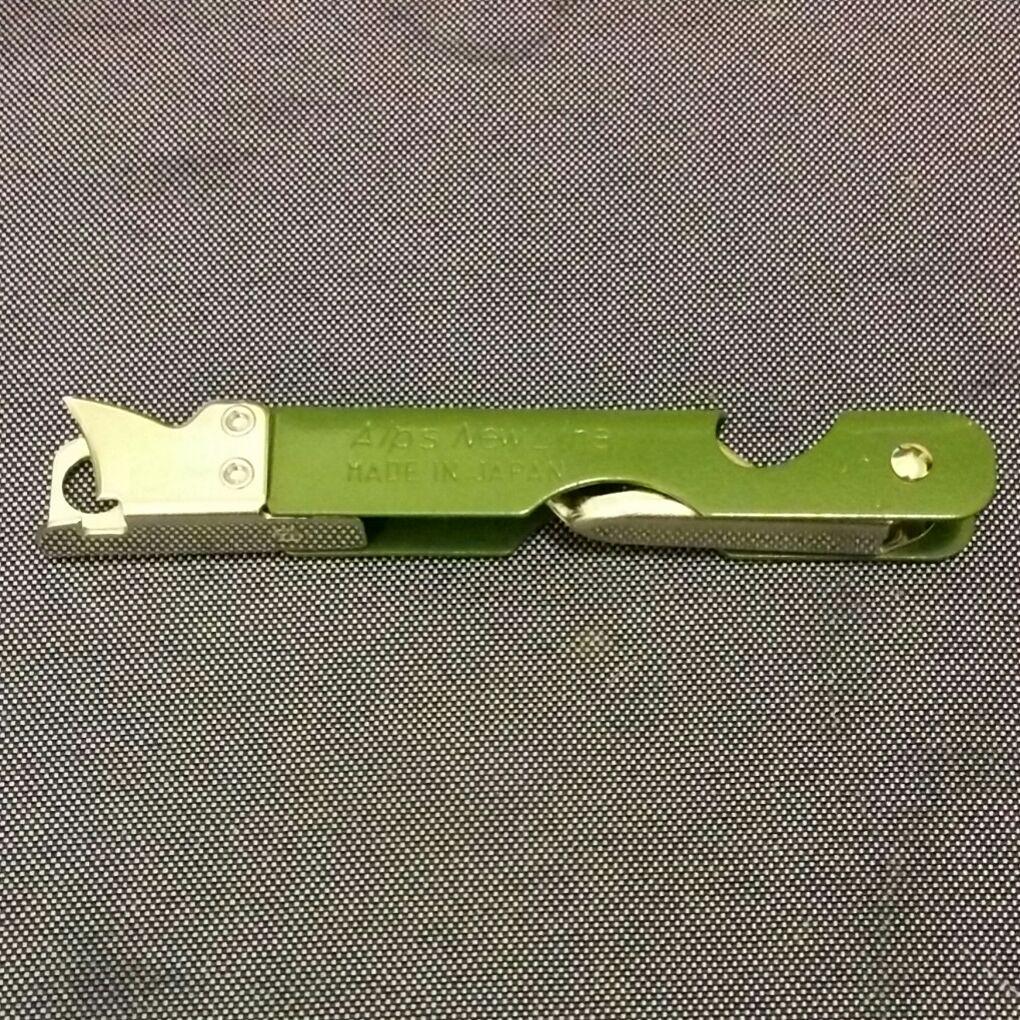 メルカリ 三徳缶切り 日本製 調理器具 680 中古や未使用のフリマ