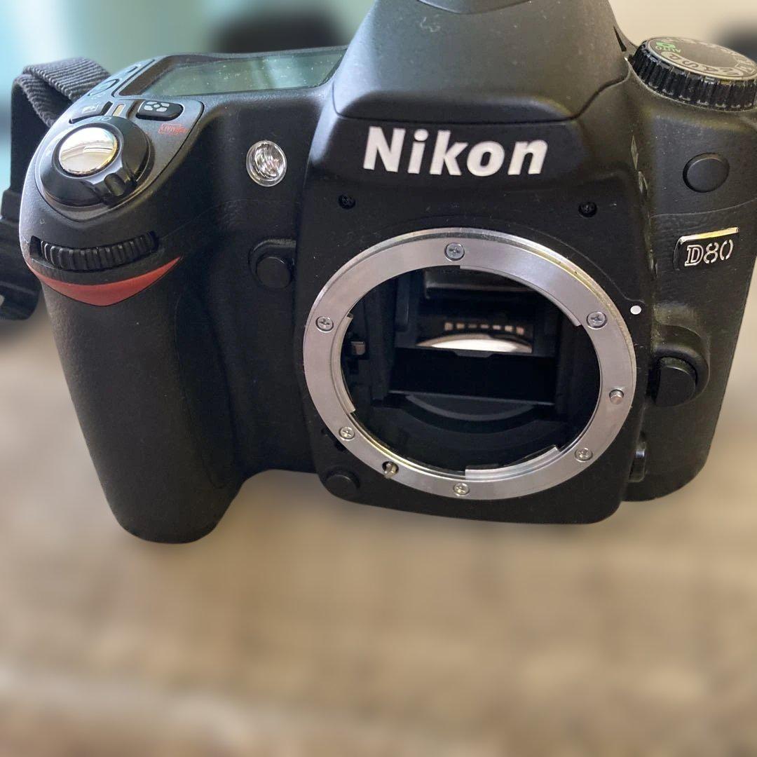 Nikon D80 デジタル一眼レフカメラ　動作品 Amazon | Nikon デジタル一眼レフカメラ D80 ボディ | デジタル