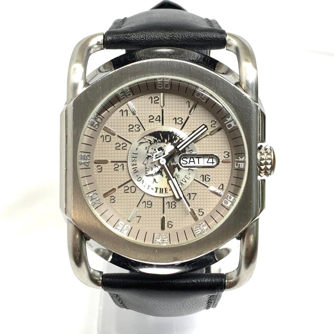 R7-3005 DIESEL DZ9027 シルバー ブラック スクエア 腕時計