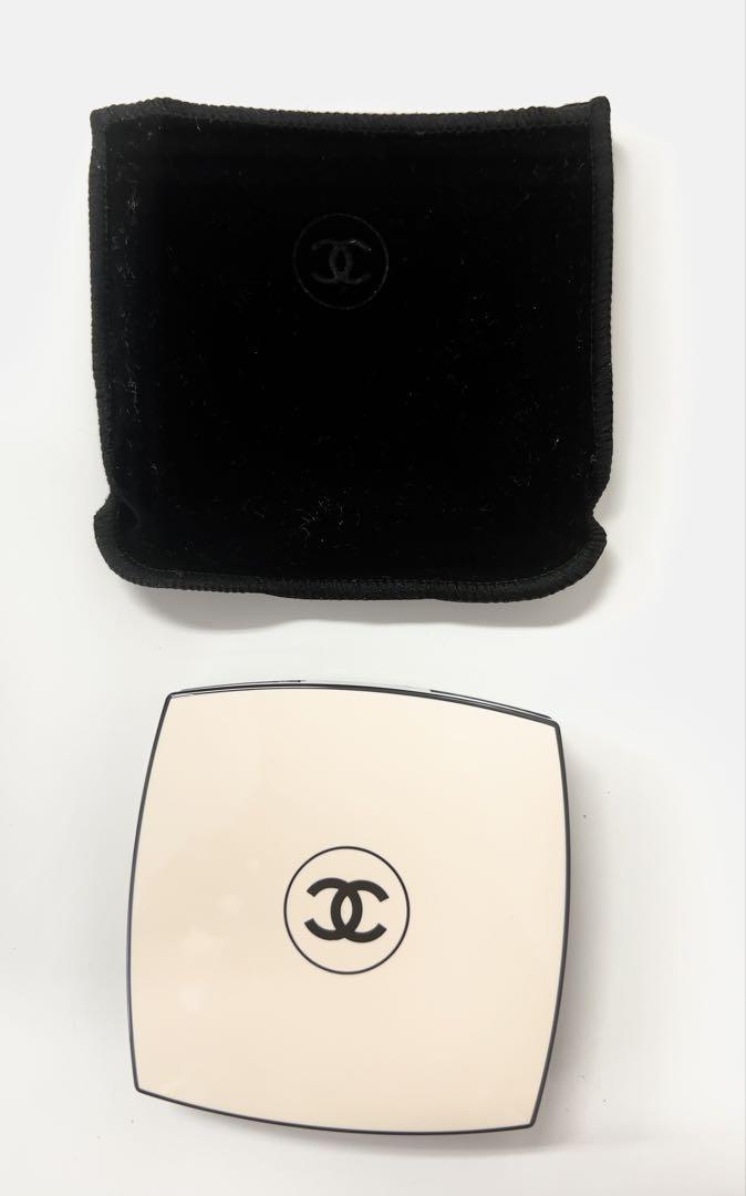 CHANEL レ ベージュ ヘルシー グロウ パウダー　B10フェイスパウダー