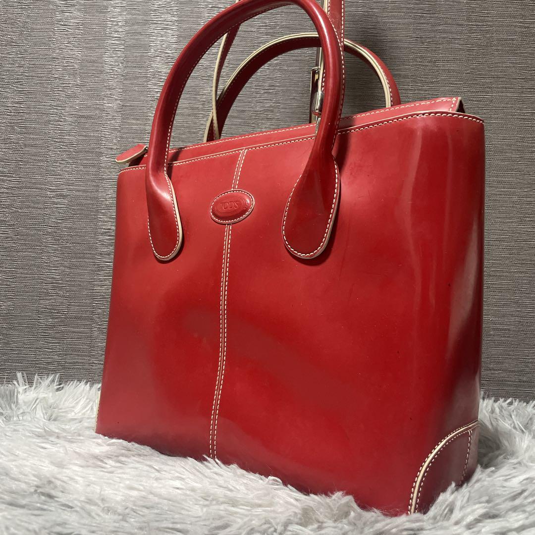 TOD'S トッズ Dバッグ トートバッグ エナメルレザー A4収納 通勤 通学