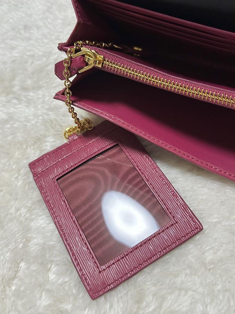 ✴︎新品✴︎ 正規品 PRADA 長財布 ヴィッテロ ロゴ　ゴールド 132 ✴︎新品✴︎ 正規品 PRADA 長財布 ヴィッテロ ロゴ ゴールド 132