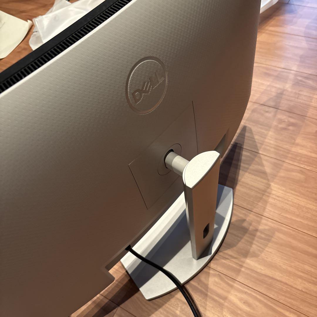 【美品】DELL 4K 32インチUHDモニター