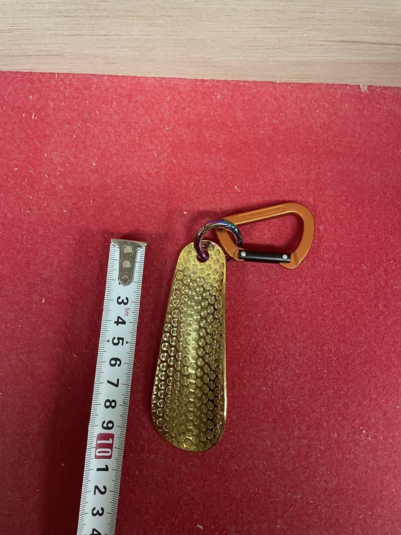 金メッキの靴ベラ