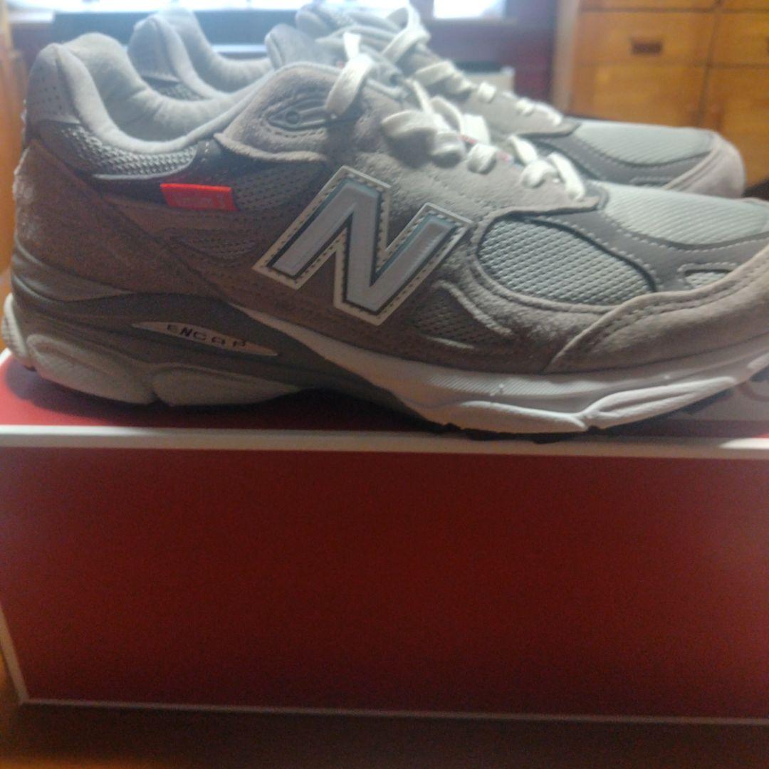 靴 New Balance m990vs3