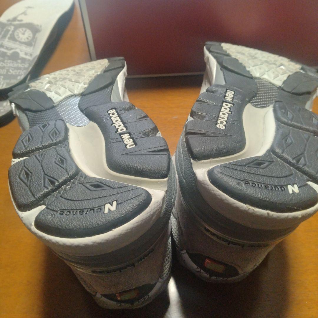 靴 New Balance m990vs3