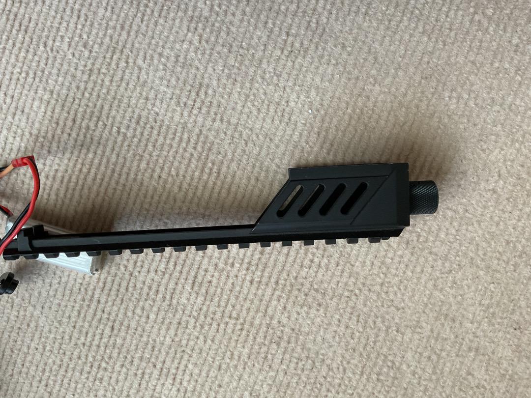 東京マルイGLOCK 18C電動　サイレンサー、マウントレール、リポ化バッテリー