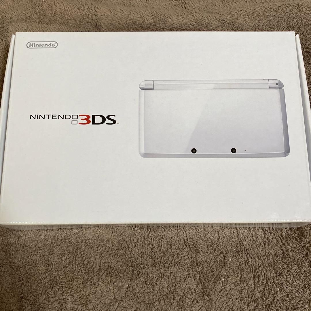 美品　ニンテンドー3DS ピュアホワイト