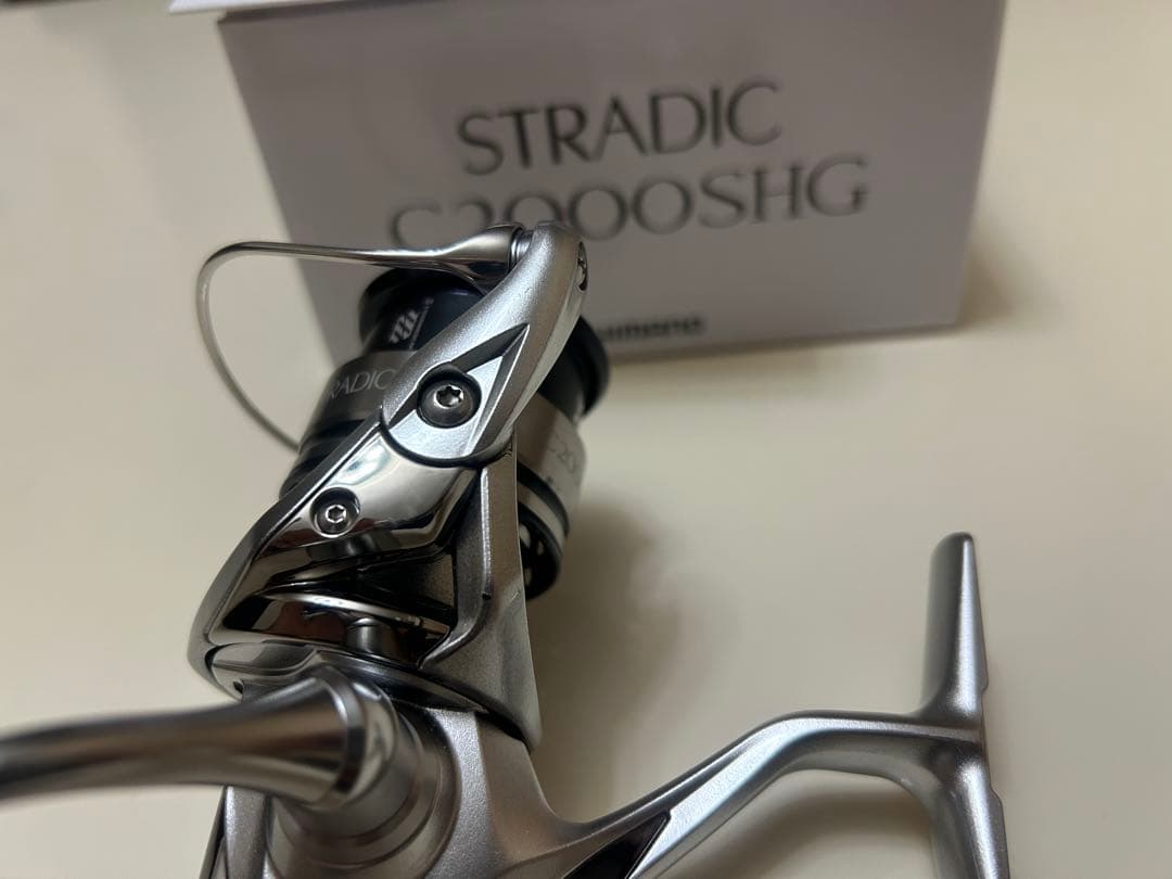 19 STRADIC C2000SHG スピニングリール 19 STRADIC C2000SHG スピニングリール