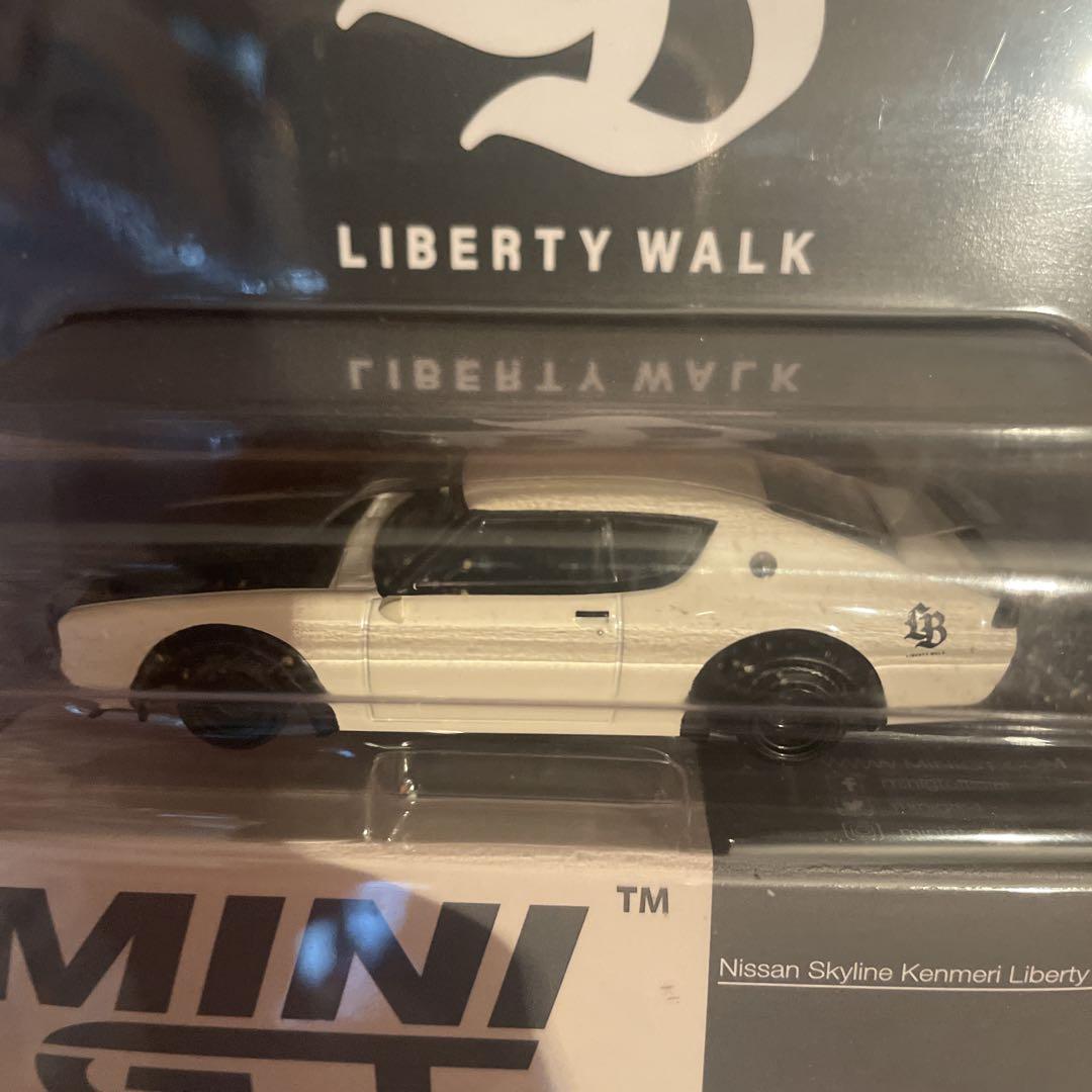 ミニカー MINI GT Nissan Skyline Kenmeri