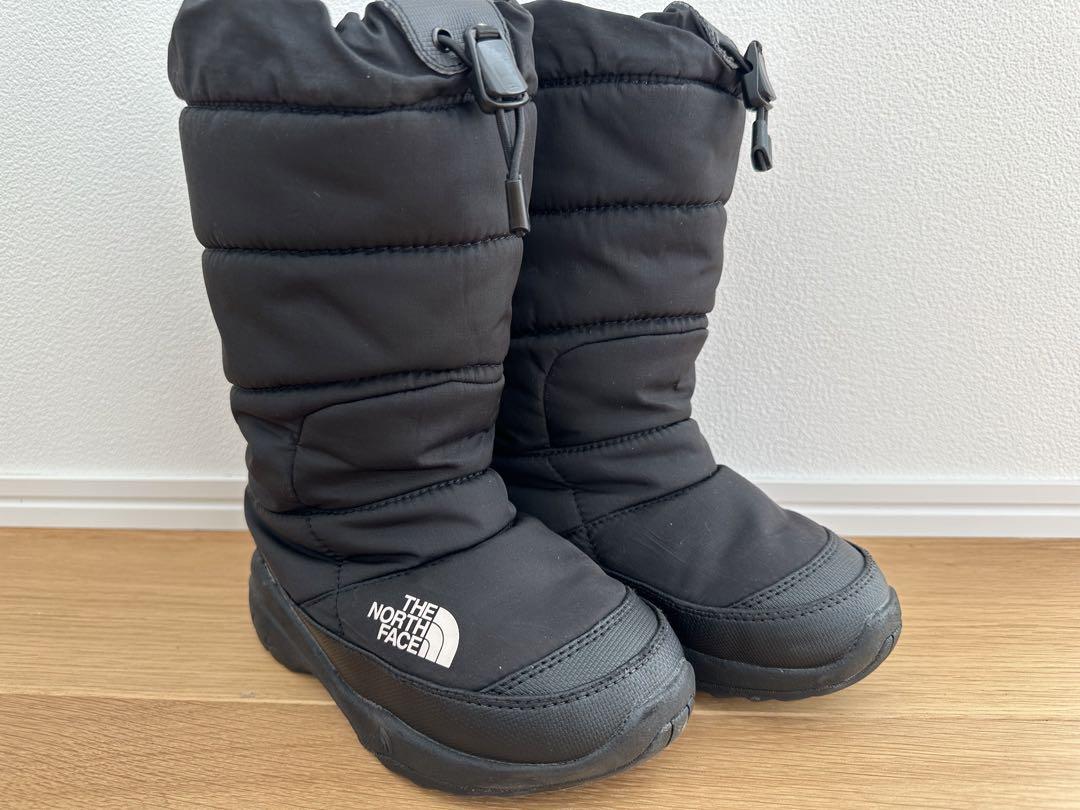 THENORTHFACE  ヌプシ　ブラック　ウォータープルーフ18cm