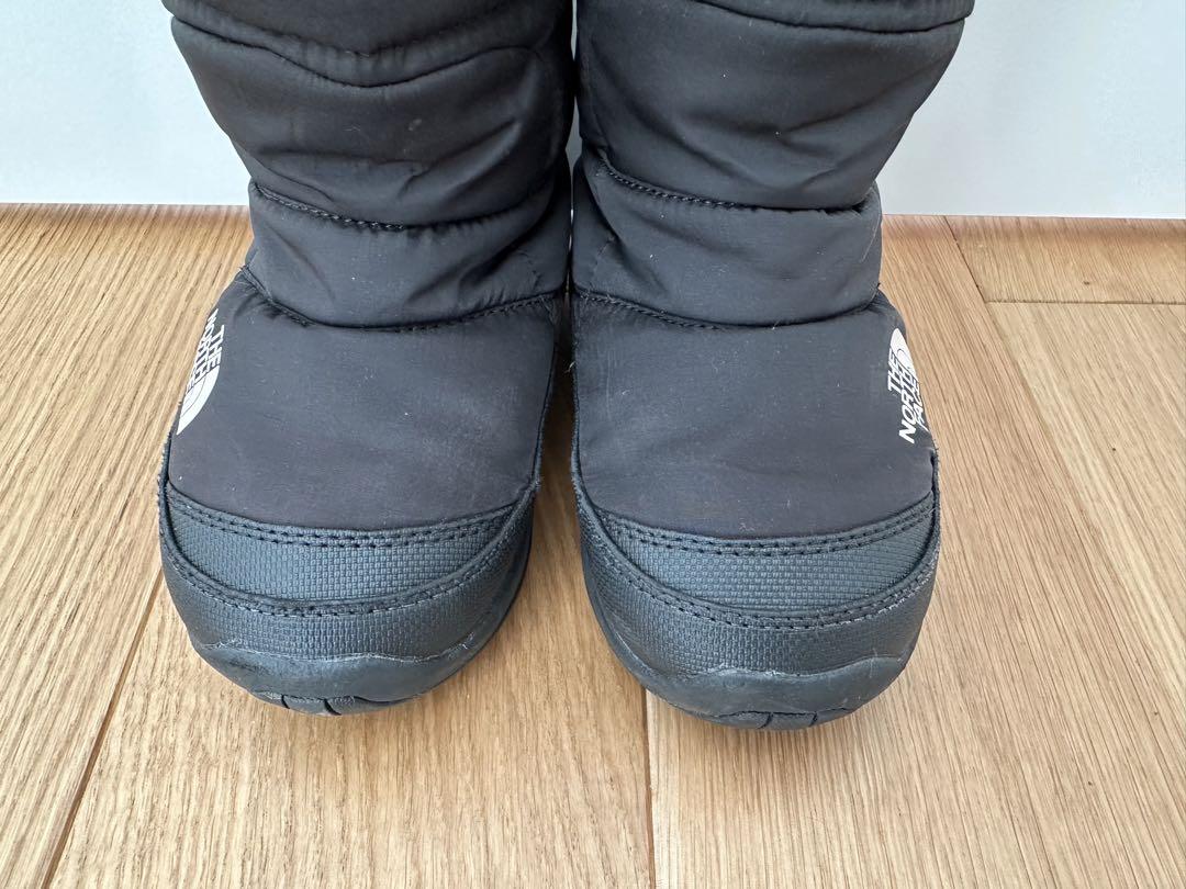 THENORTHFACE  ヌプシ　ブラック　ウォータープルーフ18cm