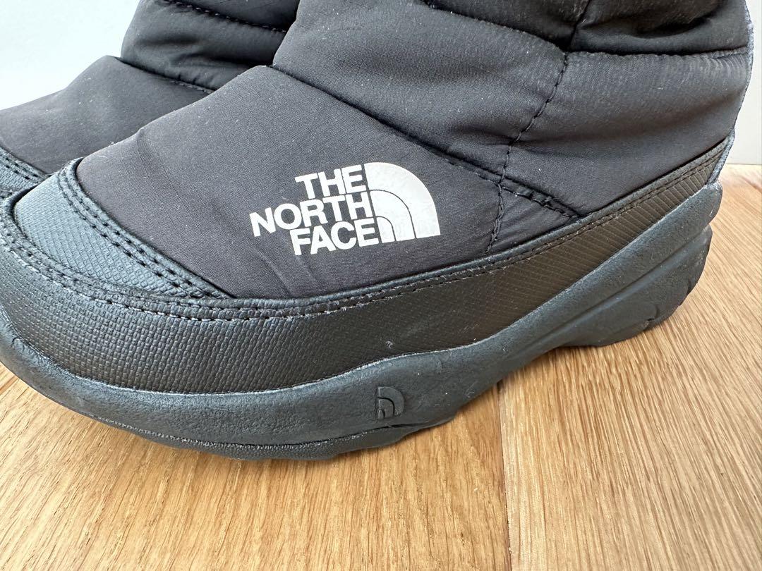 THENORTHFACE  ヌプシ　ブラック　ウォータープルーフ18cm