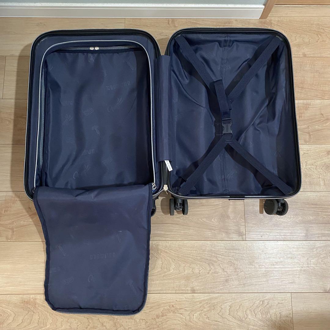 イノベータースーツケース　白　機内持ち込み　美品