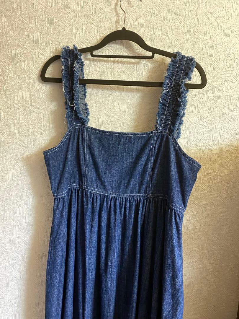 デニムフリルマキシドレス