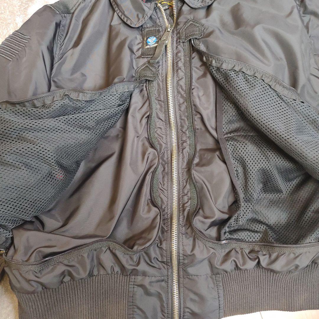 Alpha Industries MA-1 フライトジャケット 黒