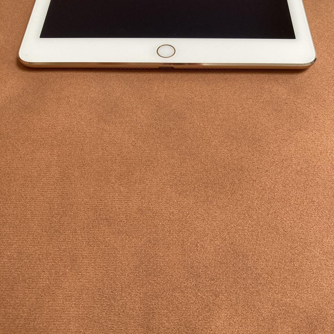 iPad - 112【早い者勝ち】電池良好☆iPad Air2 第2世代 32GB au☆ 124【早い者勝ち】電池最良好iPad Air2 第2世代 32GB au-正規