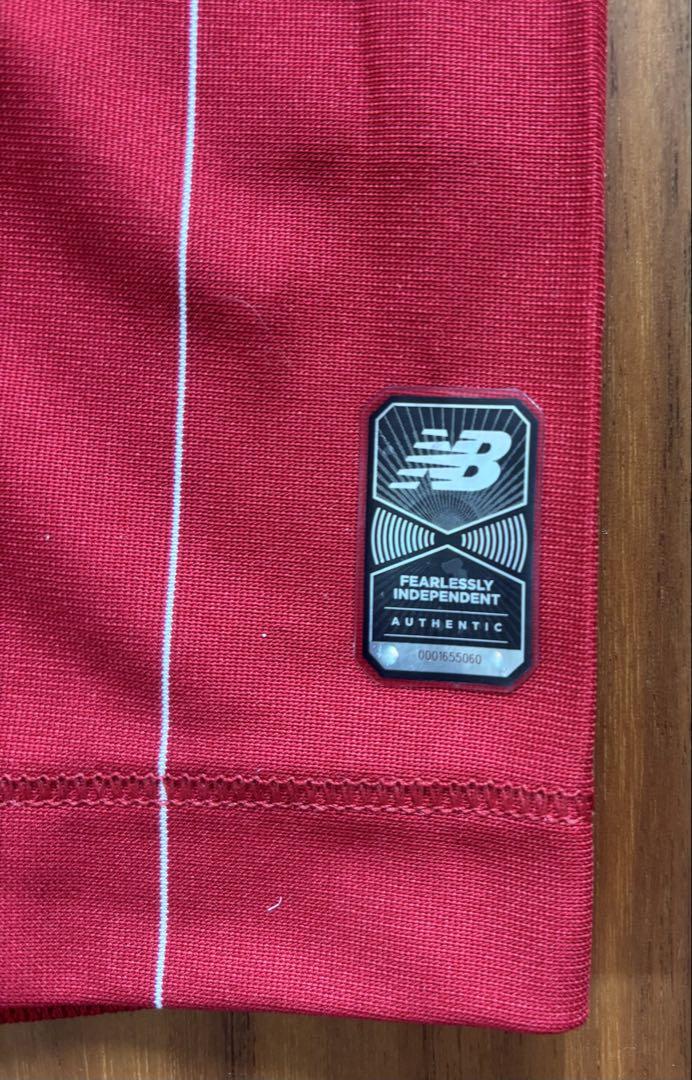 新品　リバプール　19/20 初優勝　プレミアリーグ優勝記念ユニフォーム　Ｌ