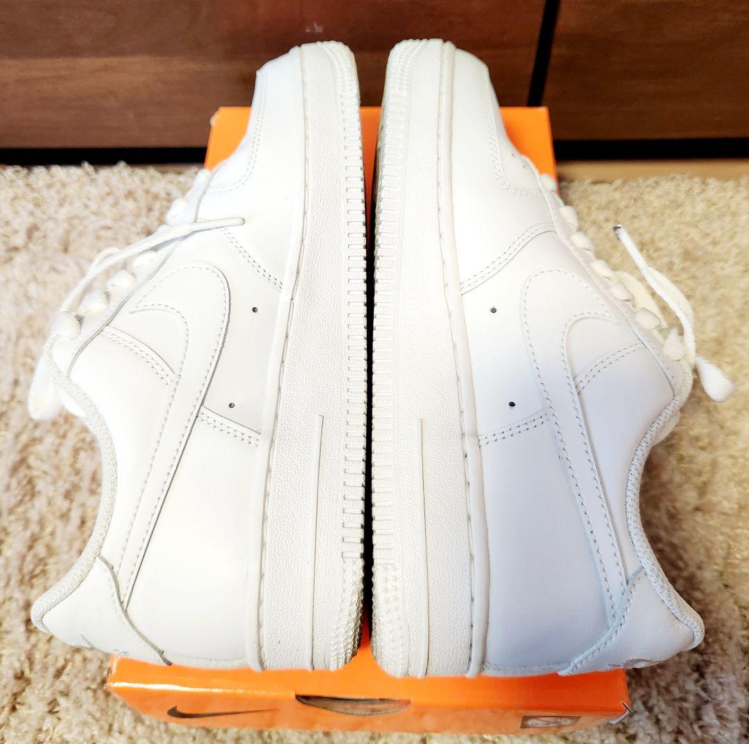 【美品】エアフォースワン　Nike Air Force 1 ホワイト23.5cm
