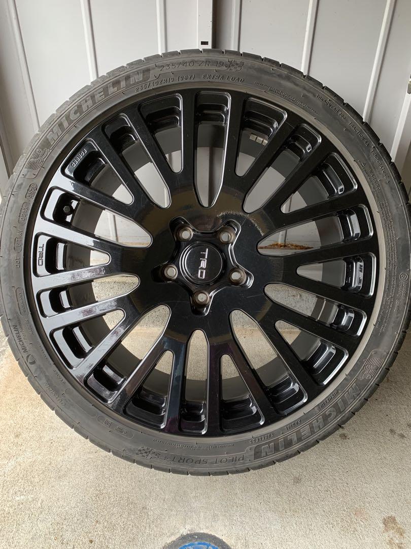 220クラウン　trd鍛造ホイール 19インチ