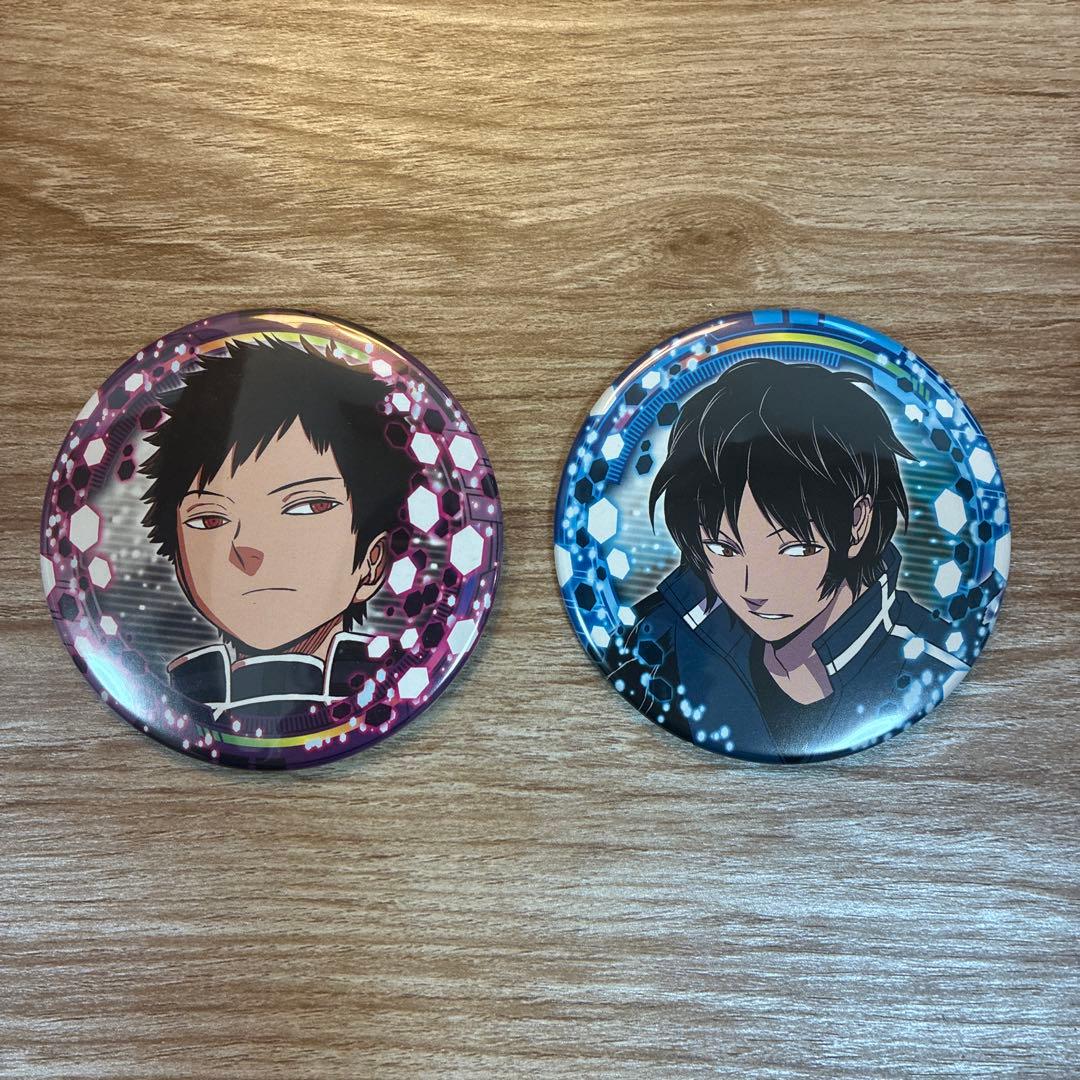 ワールドトリガー 烏丸京介 ドでか缶バッジ ワールドトリガー 風間蒼也 烏丸京介 ドデカ缶バッジ - メルカリ