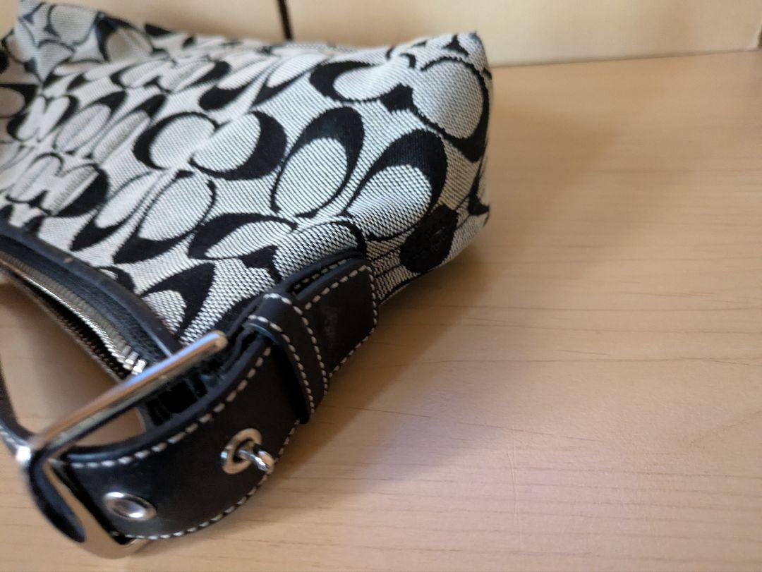 COACH シグネイチャーミニショルダーバッグ N²F04M-6371