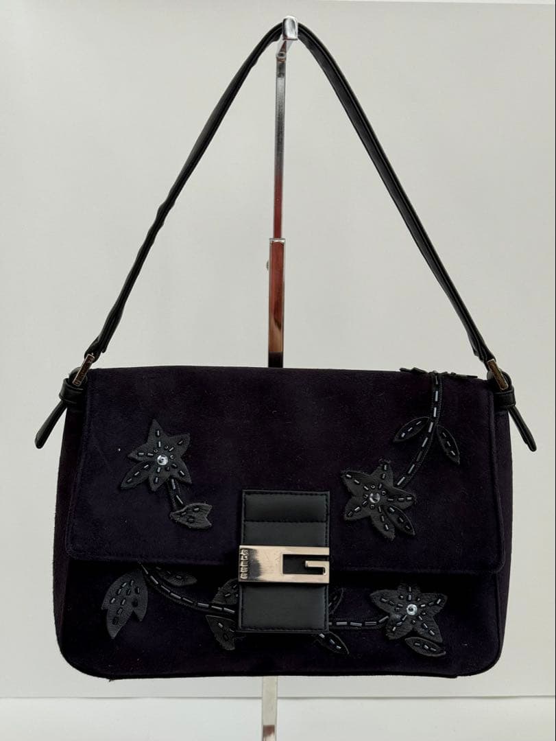 GUESS ゲス Vintage ショルダーバッグ Embroidery