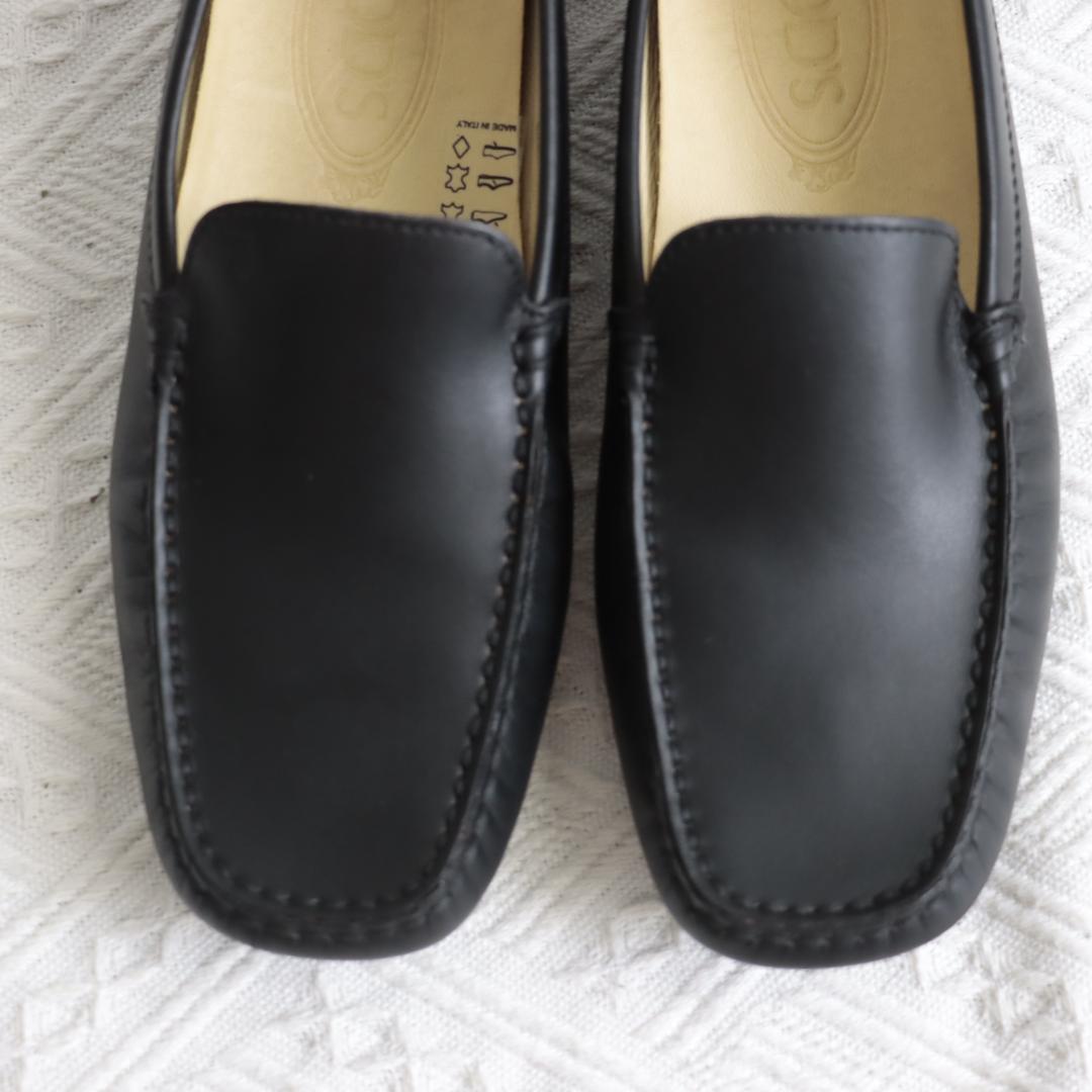 美品！トッズ　TOD’S　ドライビングシューズ　モカシン　レザーシューズ