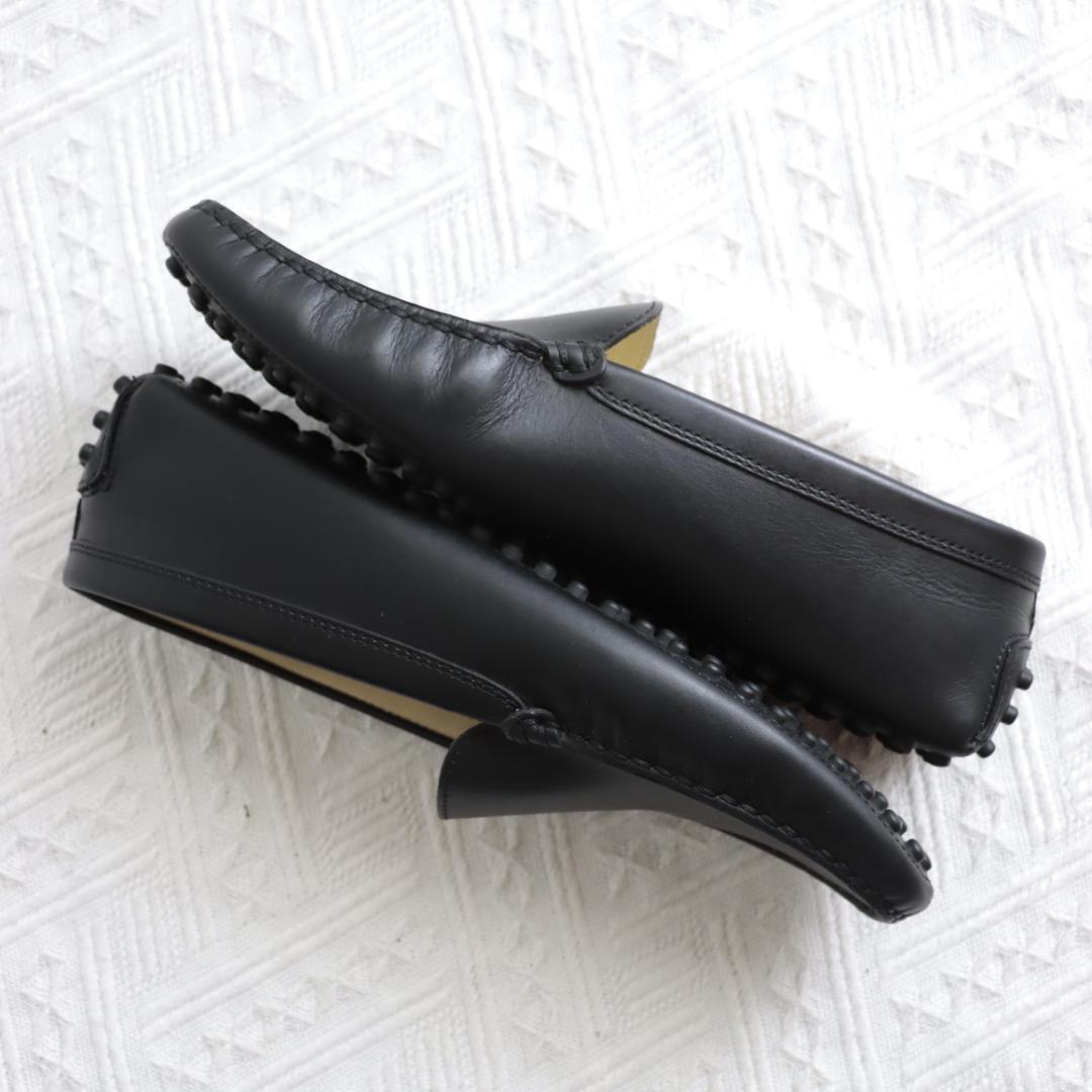美品！トッズ　TOD’S　ドライビングシューズ　モカシン　レザーシューズ