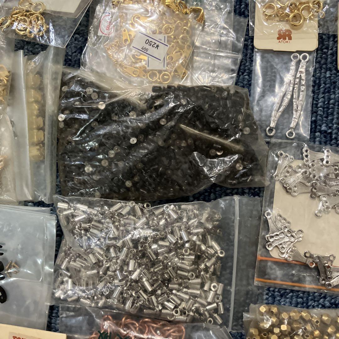 ネックレス用　アクセサリーパーツ　引き輪　カシメ