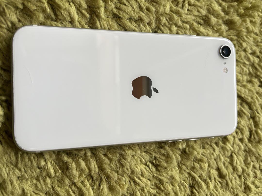 Apple iPhone SE (第2世代) ホワイト 本体　128GB