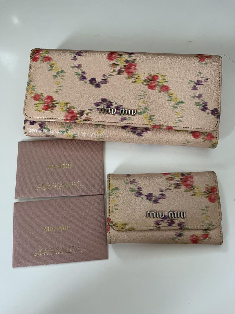 miumiu ミュウミュウ 花柄フラワープリント 長財布 キーケース miumiu ミュウミュウ 花柄フラワープリント 長財布 キーケース